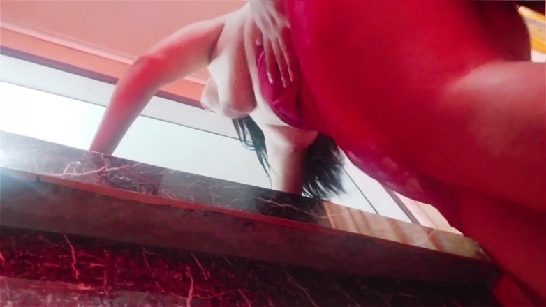 BBW Kelly Mom: Cheating Wife with Big Ass Fucked Standing in the Kitchen...