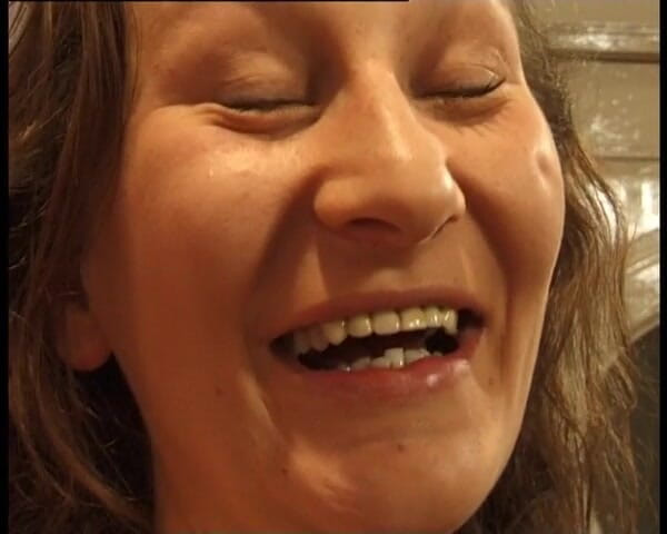 YOUR FIRST PORN: Oeko - L'hippie Teresa Brauchtes Ordentlich - Eco - Hippie Teresa en avait...