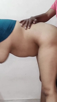 Zimmermädchen ficken vom besitzer, selbstgedrehter Hindi Audio Porno-sex