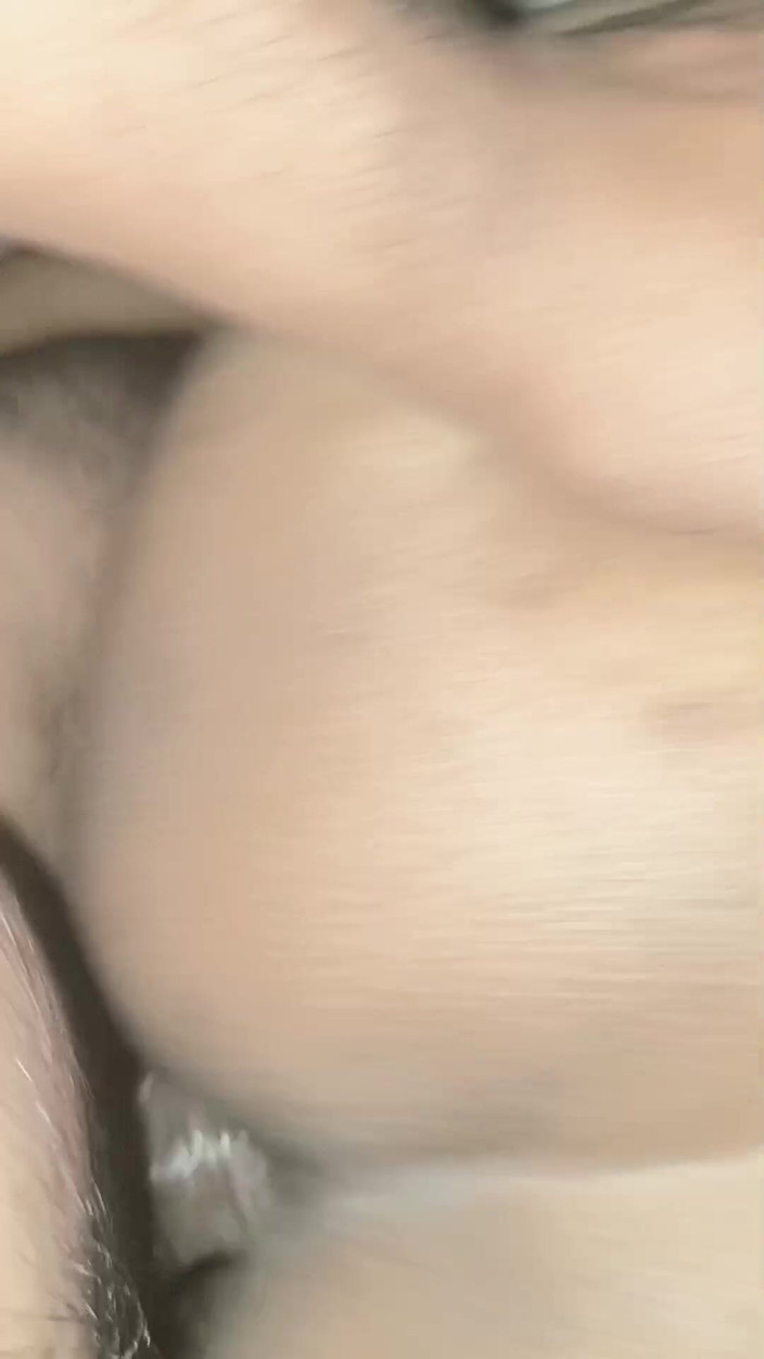 indianfuckerdesiwife: Une femme du village se fait baiser par son mari