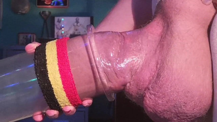 Monster_Meat_: Největší show na světě. Dávej pozor na monstra