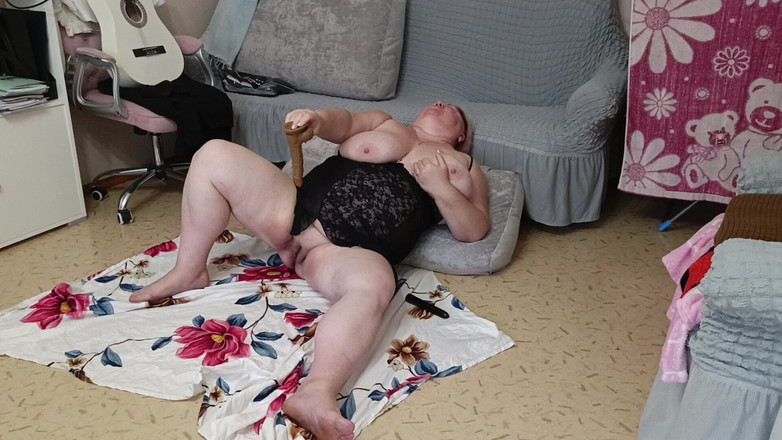 Zona901: Toket dan memek ibu mertua dipamerkan