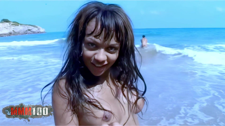 MMM100: 두니아 몬테네그로: 핫한 라틴 창녀가 그녀의 큰 보지를 묶고 보여줘