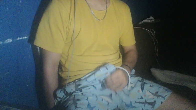 AlexAlejandro13: Dobře Potřísněný Spermatem Na Rukou