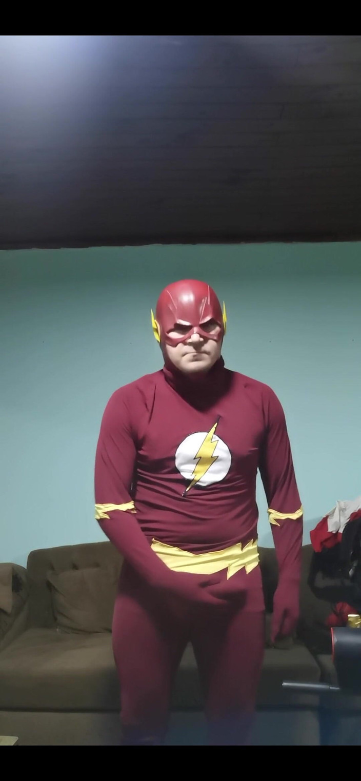 Rokkuman: The Flash Cosplay Hot