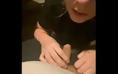 Mijn kleine zus heeft een perfect lichaam op haar!! Geen enkele wayy y is haar kont zo dik, maar het is!!