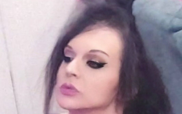 Stormie Indigo Nite S.I.N.: La vida con bbc