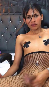 An Orgasm Show Where Desire Intensifies in Each Encounter
