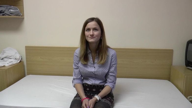 Casting GIRLS AND FIRST PORNO: 아마추어 십대 섹스와 오럴 첫 섹스