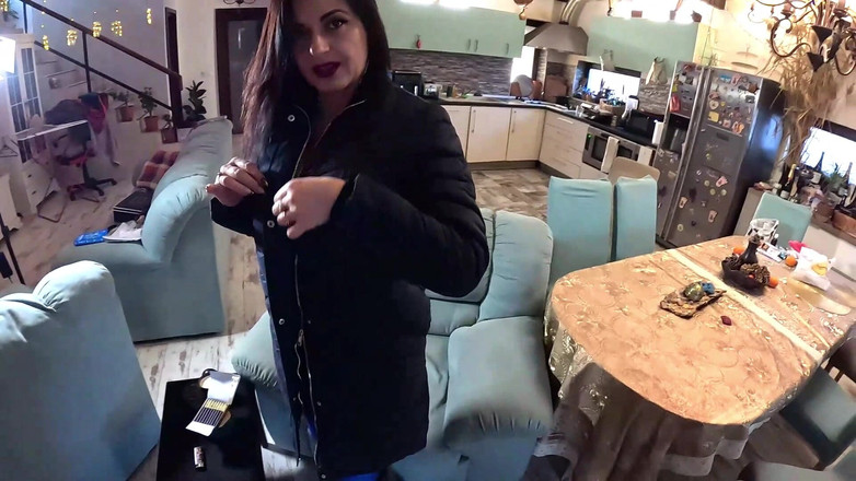 MilfyCalla: Muie cu fumat, tachinare cu chiloți în pizdă și spermă dublă pe...