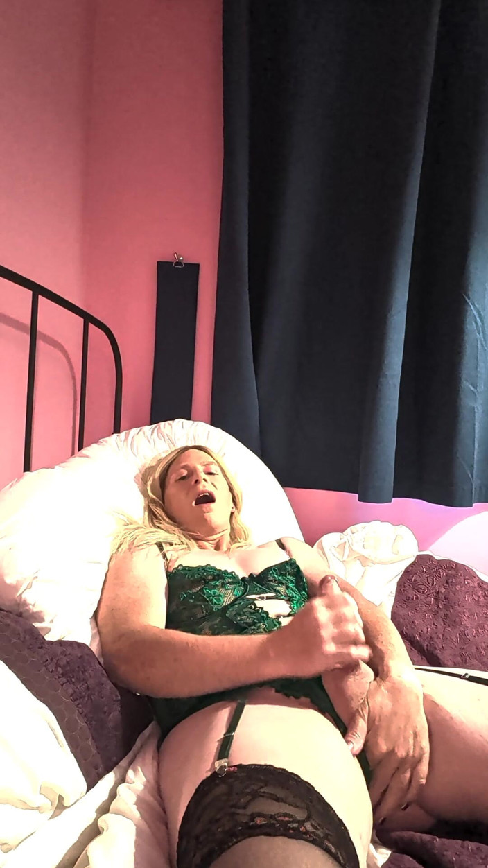 NikkiGee: Scopami fino a quando non vengo!