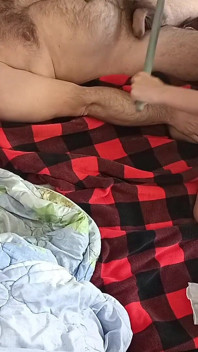 Massagem erótica com um casal amador quente Latina com bunda grande, peitões, buceta peluda.