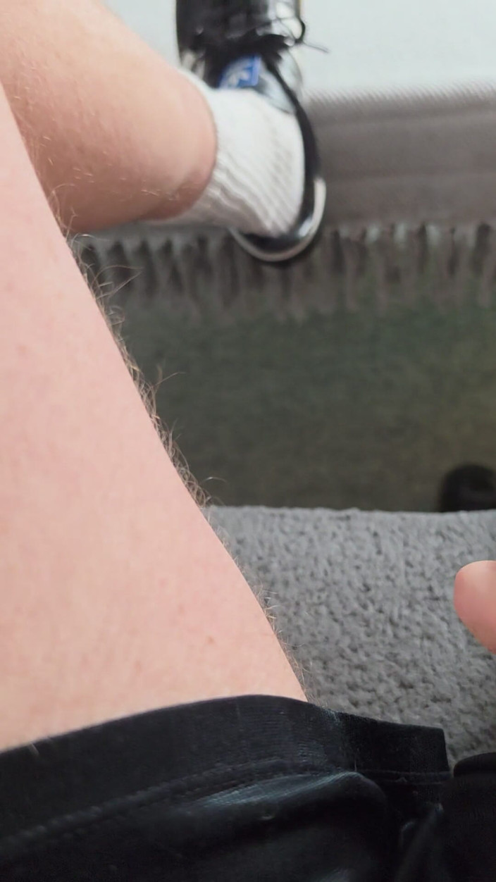 Twotwinkhusbands: หนุ่มอังกฤษไม่รู้ว่าเขากําลังจะเซอร์ไพรส์บนหน้า