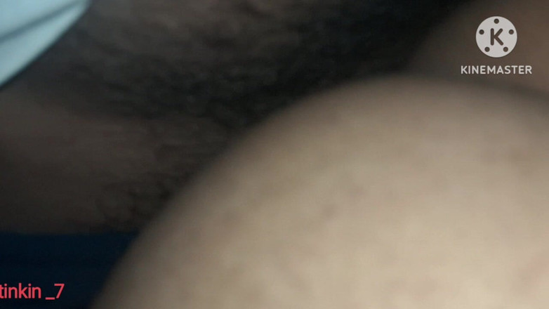 Tinkin_7: Vreemdgaande vrouw gezien met een ander