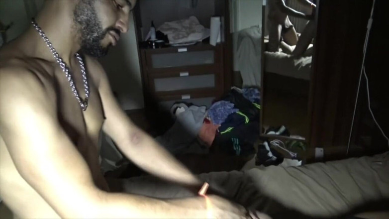 INTERRACIAL BAREBACK SEX: Anonymous boy fucked barebac by straight Arab