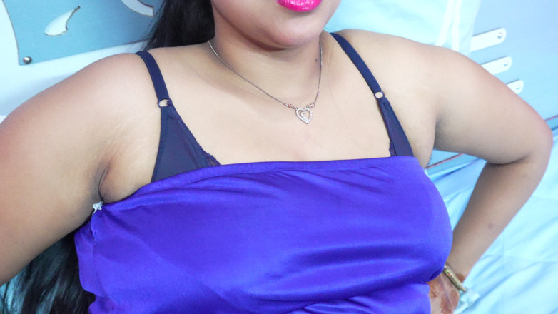 Neha bhabhi0832: Dnes Se Mnou Měla Dcera Mé Tety Sex, Vzala Můj...