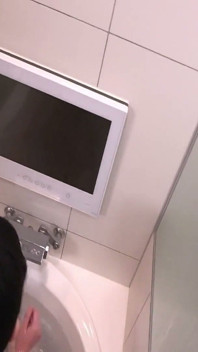 Niebezpieczna rzecz na skraju seksualnej eksplozji ...
