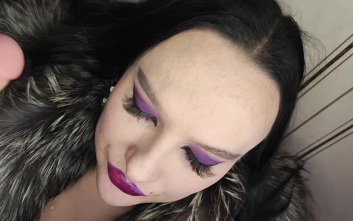 Princess18_: Blowjobs and Cum All Over My Fur Coat