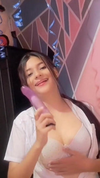Girl Masturbates in Her Grandparents House