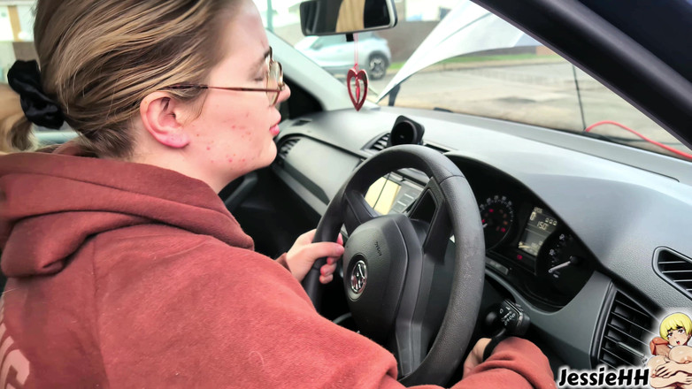 JessieHH: Ajuda, meu carro não vai começar!