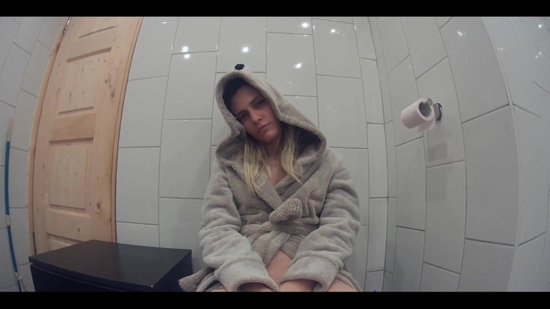 FrauleinP: Hottest Pee