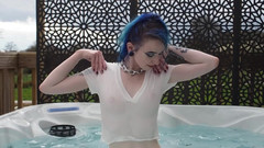 Tattooedsammie: Spousta krátkých videí po dlouhá videa