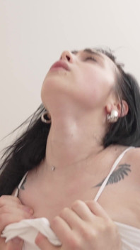 ครีมพายหวาน ชอบเวลามันครอบครอง 4K HD ทิมทีม