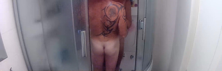Leuk stel: Showering and Teasing Together
