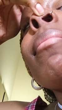 การเลือกจมูก กล้องหน้าผาก Nostrils มุมมองคนเย็ด
