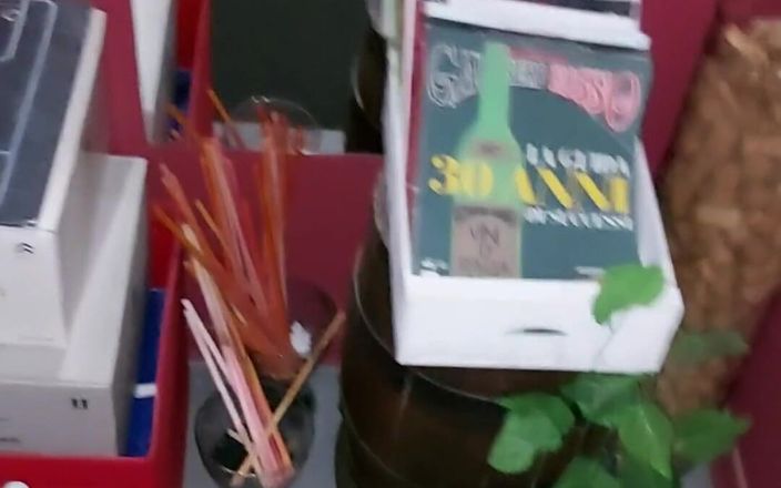 Only Maya: Začnu pracovat a myslím si, jestli najednou někdo přišel a...