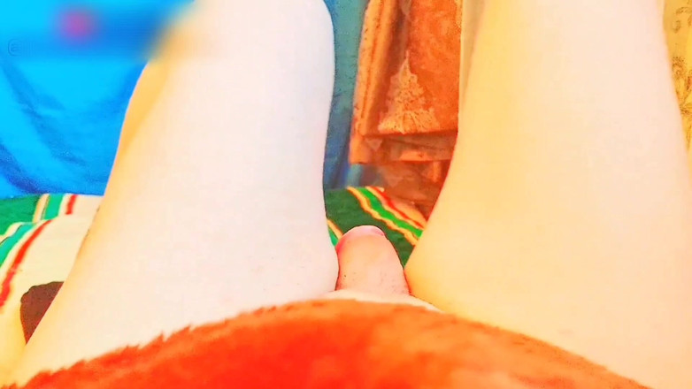 Kitty_Cross: Tu auras besoin d’une douche froide après ça