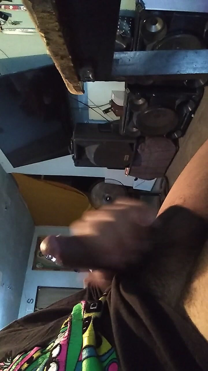 AlexAlejandro13: मैं अकेला रह गया था