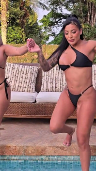 Colombians Have Strong Lesbian Sex Outdoors - Mariana Martix and Naty Delgado