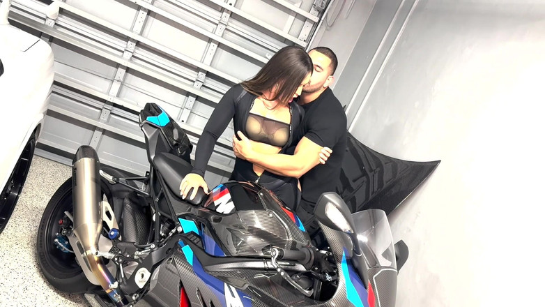 Teddy Tarantino: Kelsi monroe &amp; teddy tarantino - pantat montok - 3 alur lambo