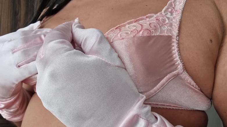 Only bras: Super sexy reggiseno di raso rosa e pizzo