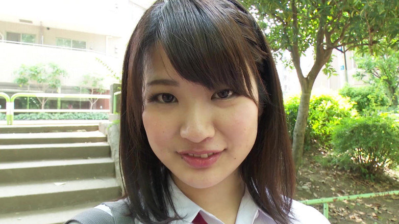 JapaneseAmateur: Dolce ragazza giapponese è innamorata per la prima volta e lascia...