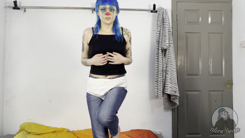 Alice Bean: Plastikowe majtki siusiu