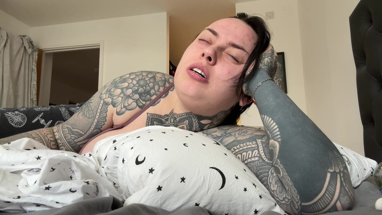 Miss Valentina: Compilation de fétiches de pets