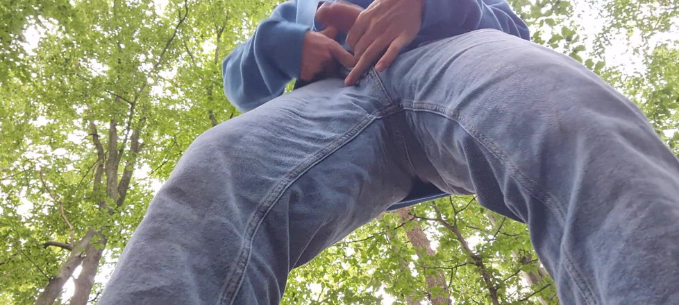 Fucky Boy21: Kongkek zakar besar di dalam hutan