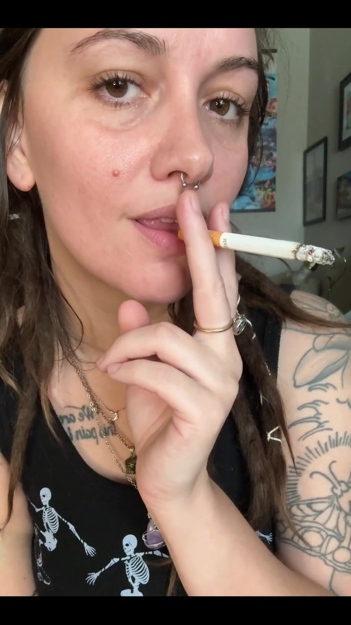 Chery Trees: 너와 침을 흘리며 연기를 내뿜어