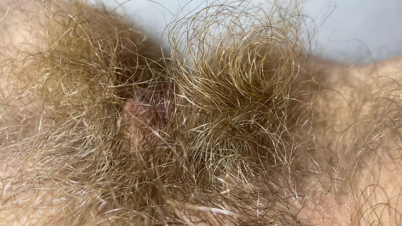 Cuteblonde666: 10 хвилин захоплення моєю волохатою пиздою