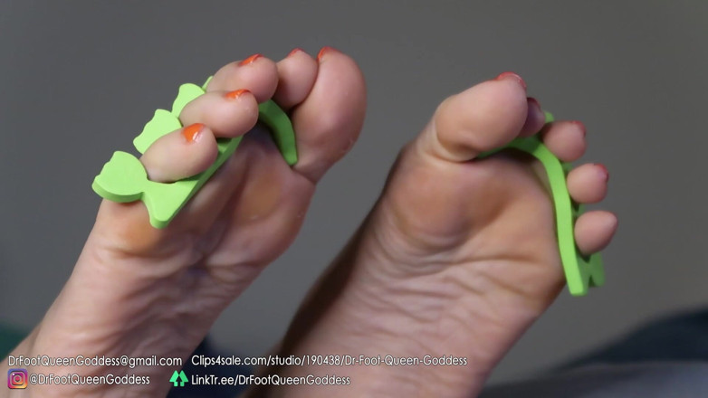 Dr. Foot Queen Goddess: Pedi egg pedicure (arancione) parte 5