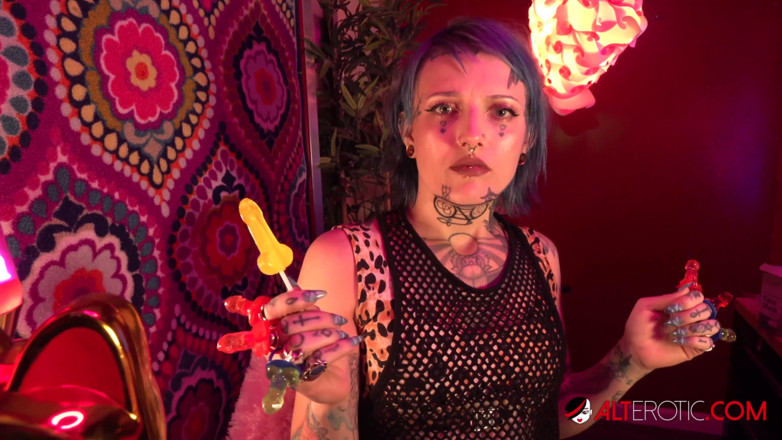 Alt Erotic: Evilyn ink татуйує Івана під час трахання river dawn ink
