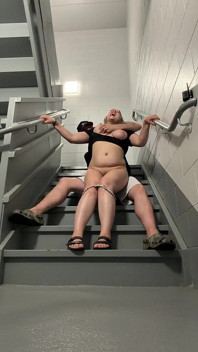 호텔에서 빨고 따먹히는 마누라!