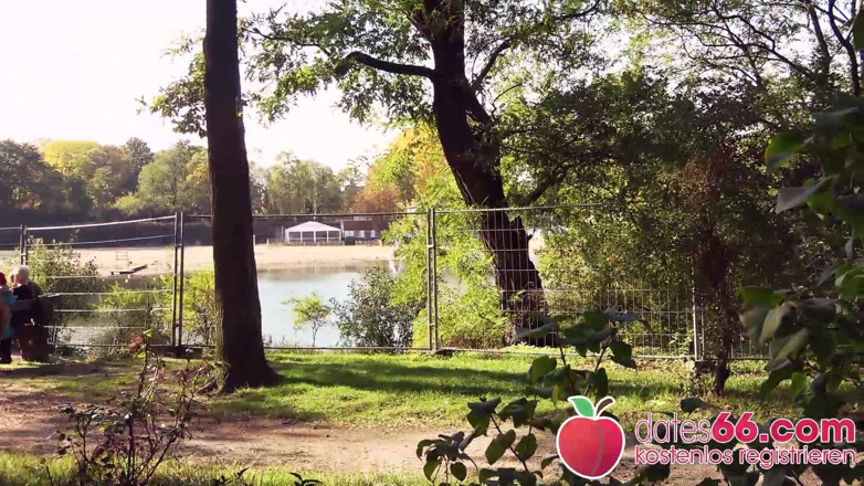 Dates66: Almost caught! Stranger fucks Latina Zara Mendez in city park