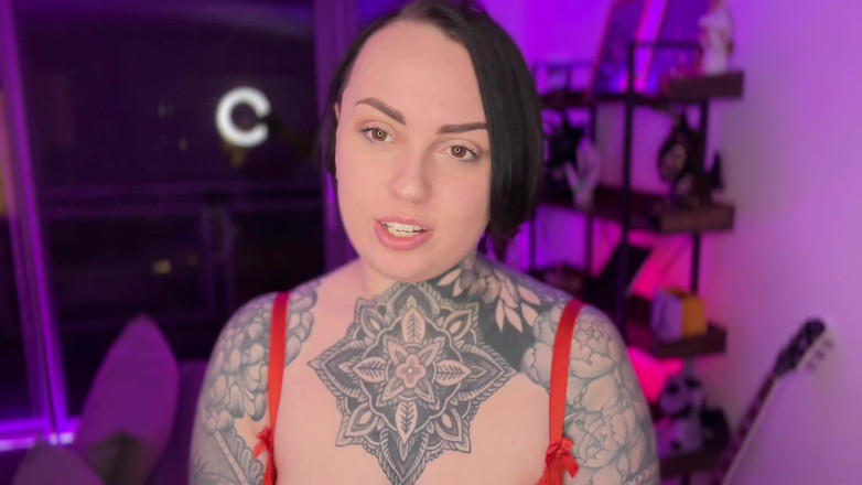 Miss Valentina: Fantazie vydírání bývalé přítelkyně