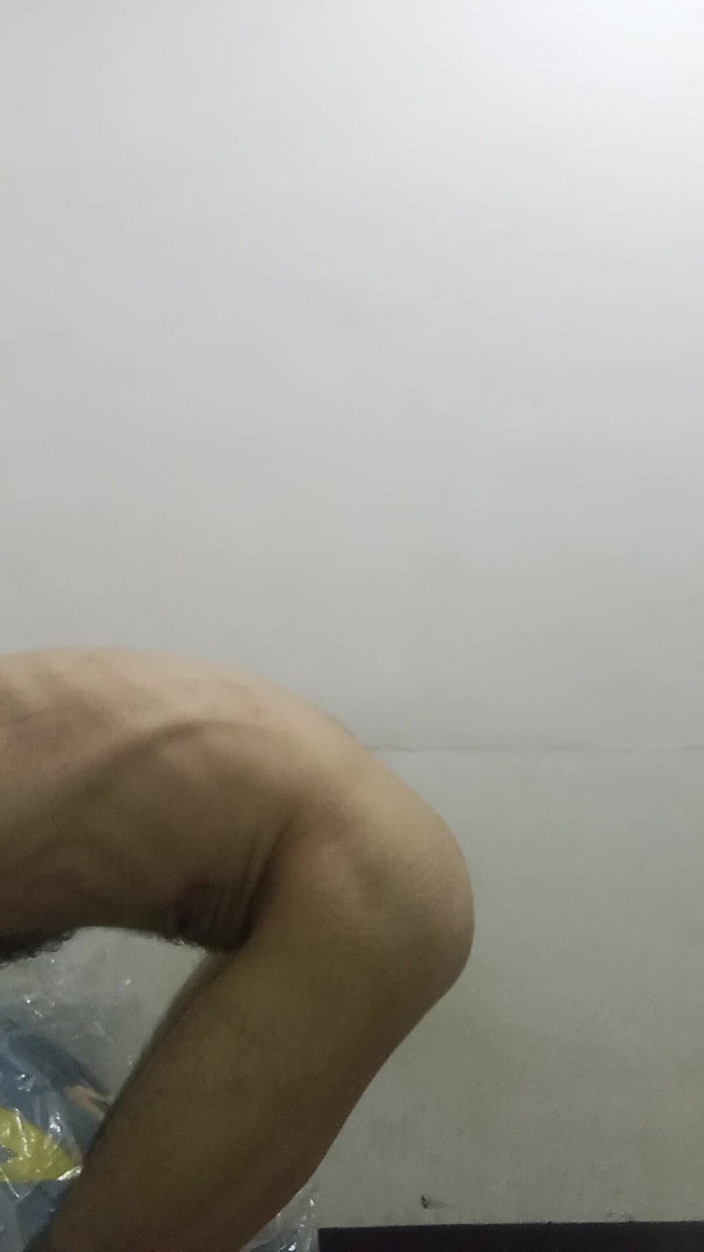 Jhonbahh: Att Träna Min Penis Och Rumpa På Morgnarna Efter Duschen
