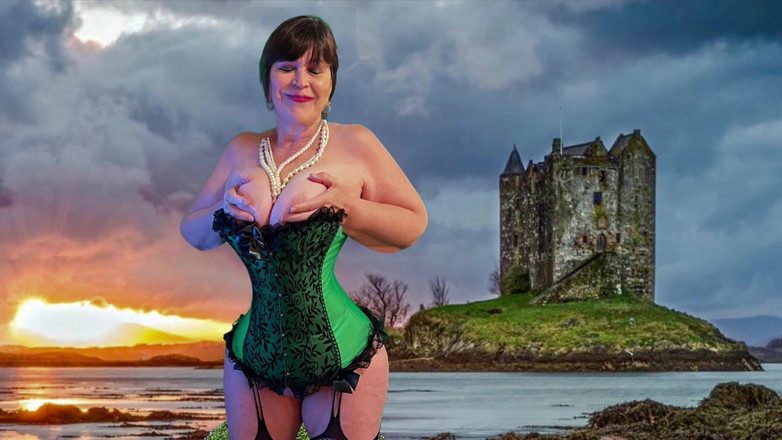 Carmen Angel: Babička Highlander: Corksucking, Dildo Milující, Ošukaná na misionáře skotská děvka