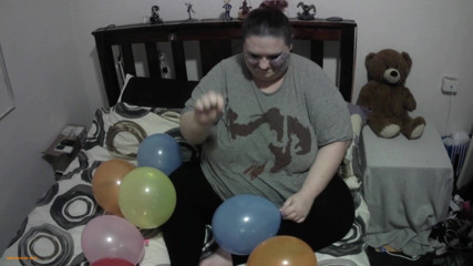 LaLaDelilah: BBW balloon pop
