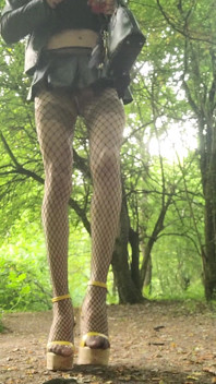 Fantasie eines Câtain. Gehen Sie in einer Mülldeponie in Sperma . Spermaschlampe Spermadown vanessabitchx Parischiennetrvprod